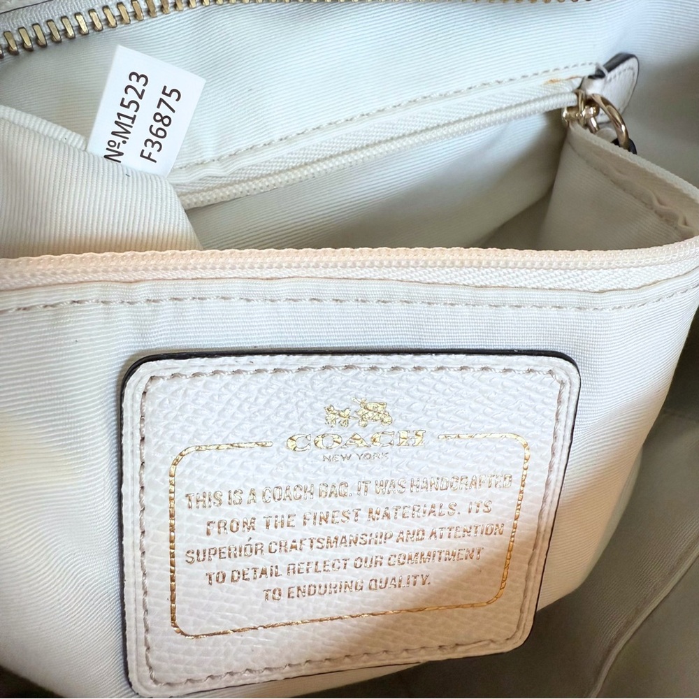 Coach Crossgrain Zip Tote — F36875, Chalk — Clean Interior - Picture 2 of 15